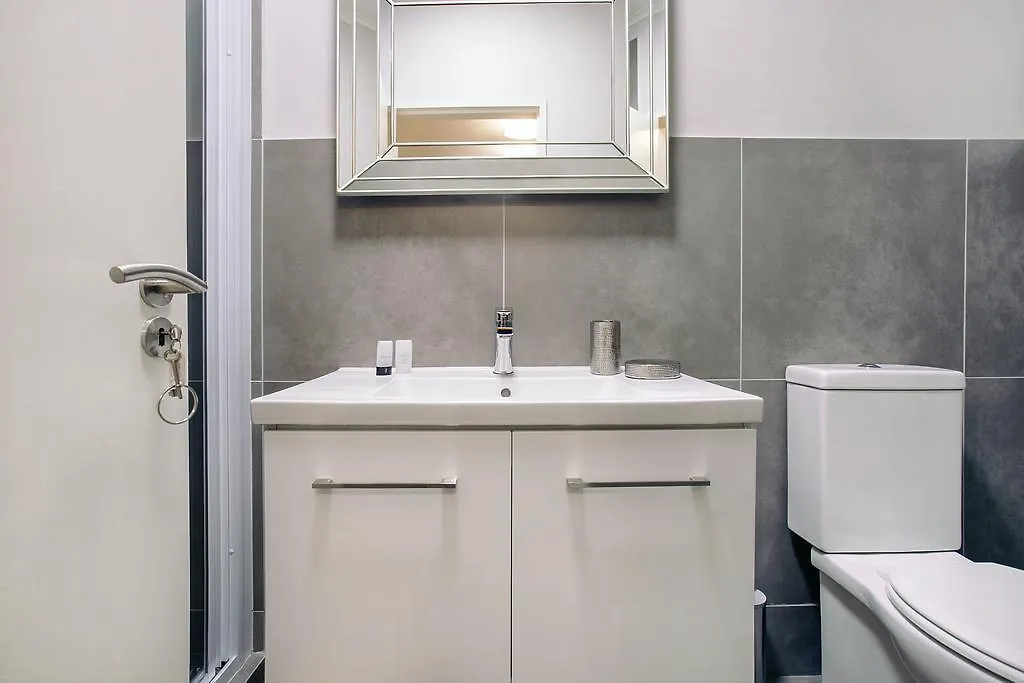 Superior Apartment Mayfair Cape Town South Africa